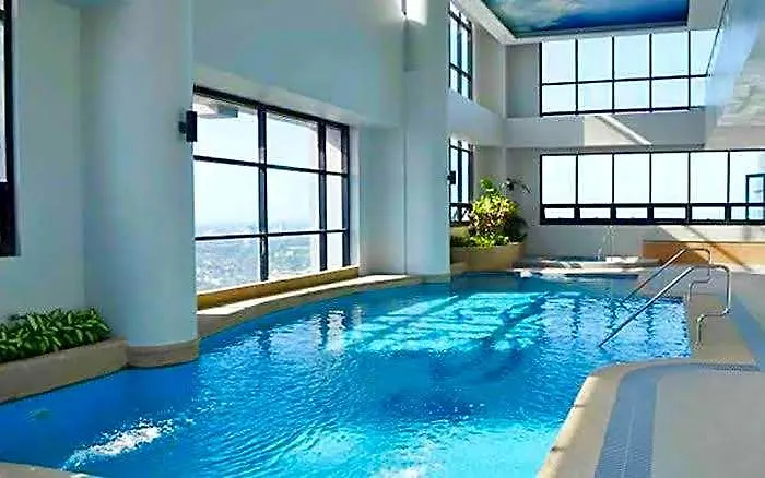 Hotel Posh Beds With View And Pools